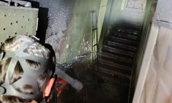 Apartman Girişinde Çıkan Yangın Paniğe Neden Oldu