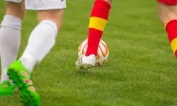 Galatasaray Rennes Maçı Bugün Saat Kaçta, Hangi Kanalda Şifresiz? Aslan Sahaya Hangi 11'le Çıkıyor? Maç Kadrosunda Kimler Var?