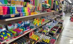 VELİLER REYONLARA AKIN ETTİ: BİM'DE 10,50 TL'LİK FON KARTONU, 24,50 TL'LİK OKUL ETİKETİ VE 399 TL'LİK ANAOKULU ÇANTASIYLA REKOR KIRAN KATALOG RESMEN YAYINLANDI!