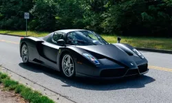 Dünyadaki Tek Mat Siyah Ferrari Enzo Rekor Fiyata Satılacak! Brunei Kraliyet Ailesi’nin Özel Siparişi