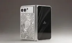 Katlanabilir iPhone Daha Tanıtılmadan 900 Bin TL’lik Özel Versiyonu Ortaya Çıktı