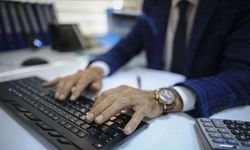 Memurlar İçin Yeni Mesai Formülü Gündemde: 5 Saatlik Sistem Nasıl İşleyecek?