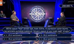 ABD'de yaşayan "Hope" adındaki eşek, Aralık 2025'te, 15 yaşındayken yapılan ölçümle, kaç santimetre uzunluktaki kulaklarıyla "dünyanın yaşayan en uzun