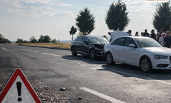 Batman'da Korkutan Çarpışma: Kozluk Yolunda 4 Kişi Yaralandı