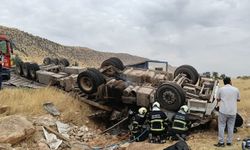Batman-Hasankeyf Yolunda Tır Dehşeti: Sürücü Hayatını Kaybetti
