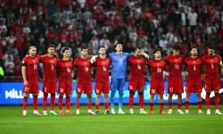 Milli Takım Neden Siyah Bant Takıyor? Siyah Bandın Anlamı Nedir ve Türkiye - Fransa Maçındaki Siyah Bandın Sebebi Ne?