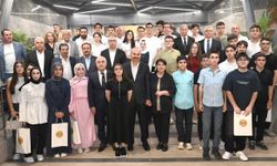 Vali Canalp, Eğitim Yıldızları Ödül törenine katıldı