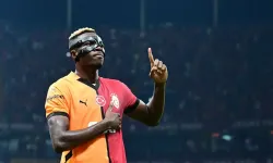 Victor Osimhen Başakşehir Maçında Neden Yok? Osimhen Sakatlandı mı, Neden Oyundan Çıktı? Yıldız Golcünün Son Durumu Ne?