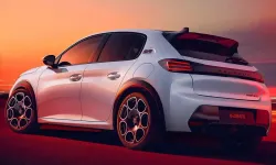 DEVRİM NİTELİĞİNDEKİ ELEKTRİKLİ PEUGEOT E-208 GTi 2027’DE TÜRKİYE’YE GELİYOR!