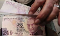 MİLYONLARIN GÖZÜ BU HABERDE! 2027 ZAM BOMBASI PATLADI: ASGARİ ÜCRET, MEMUR VE EMEKLİ MAAŞLARI İÇİN O RAKAM VERİLDİ!