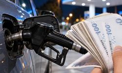 Benzine İndirim, Motorine Dev Zam mı Gelecek? Akaryakıt Fiyatlarındaki Değişiklik Ne Zaman Pompaya Yansıyacak? Benzin, Motorin, Mazot ve LPG Fiyatlarında Yaşanan Son Dakika GelişmelerininNDetayları Nelerdir?