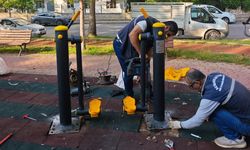 Parklardaki Hasarlı Ekipmanlar Değiştiriliyor