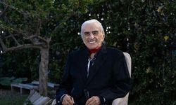 Şarkıcı Alpay Evli mi? Eşi Kim? Kaç Çocuğu Var? Şarkıcı Alpay Şu An Evli mi ve Özel Hayatındaki Eşi Kimdir?