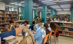 Sason’da Hem YKS’ye Hem Okuma-Yazmaya Destek