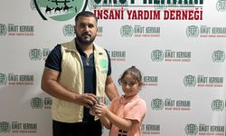 Kız çocuğu, kumbarasını Filistin'e bağışladı
