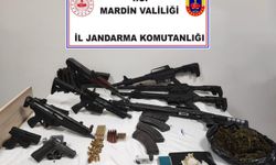 Operasyonda silah ve uyuşturucu madde ele geçirildi