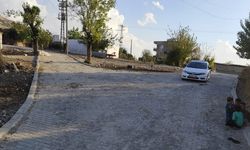 UZUNYAZI KÖYÜNE PARKE TAŞI DÖŞENDİ