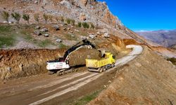 Grup köy yolu genişletildi