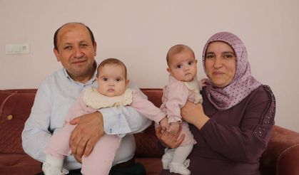 25 yıl sonra ikizlerini kucaklarına aldı