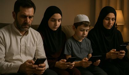 "Sosyal medya alışkanlığı aileyi içten içe çökertiyor"