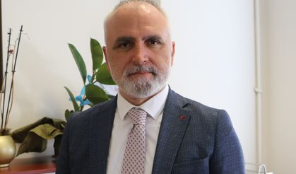 'Yapay zekayı temel düzeyde bilmeyen akademisyen, öğretmen kalmayacak'