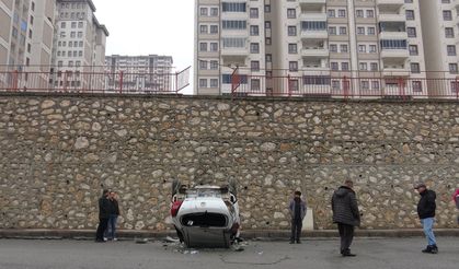 Öğretmen araçtan indi, otomobil çocukla birlikte uçuruma yuvarlandı