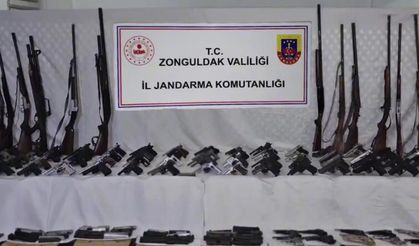 202 Şüpheli Gözaltında, Cephanelikler Ele Geçirildi