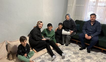 Abdulkadir’e Tablet Hediyesi