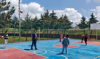 Engelsiz Yaşam Merkezinde Voleybol Heyecanı