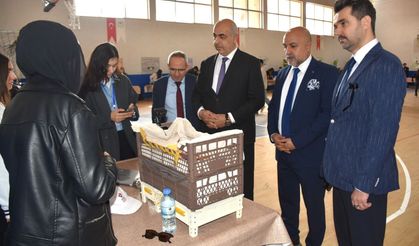 İki Okuldan Ortak TÜBİTAK Bilim Fuarı