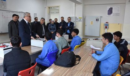 Rehber Öğretmenlerin Meslek Liseleri Tanıtım Gezileri Sürüyor