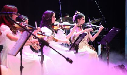 Batman’da Müzikle Dünya Turu: Senfomix Orkestrası’ndan Büyüleyen Konser