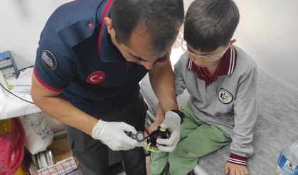 Öğrencinin Parmağı Suluk Kapağına Sıkıştı