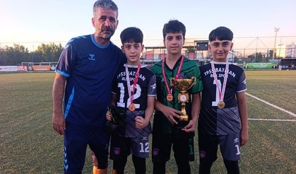 1955 Batman Belediyespor U13 Takımı Şampiyon
