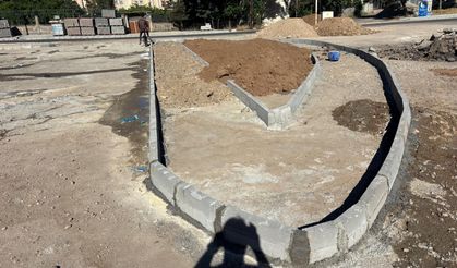 Barış Ve Mereto Caddesi'nde Üstyapı Çalışmaları Hız Kazandı