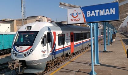 Batman-Diyarbakır Raybüs’ü Yenilenen Yüzüyle Raylara Dönüyor