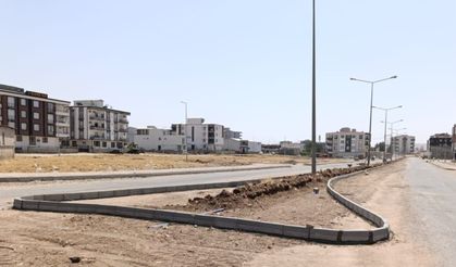 Bozulan Parke Yollar Tek Tek Yenileniyor