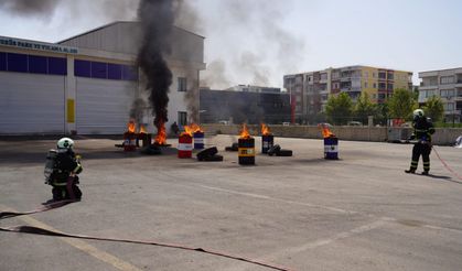 Yangın, Kurtarma Ve Afet Eğitimleri Uygulamalı Sürüyor