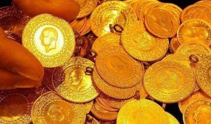 Küresel Piyasaların Güvenli Limanında Rekor Koşusu: Altın Fiyatları Cumartesi Gününe Yükselişle Girdi