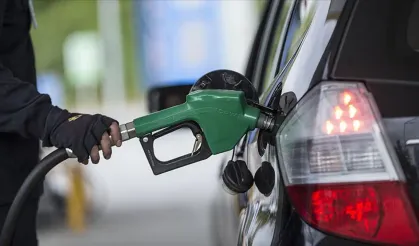 Akaryakıtta Fiyatlar Geri Çekiliyor! Motorine 4,09 TL İndirim Bekleniyor