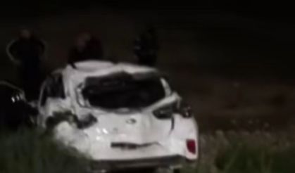 BATMAN'DA OTOMOBİL İLE TIR ÇARPIŞTI: 1 YARALI