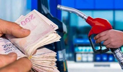 Bu Gece Benzine İndirim Var mı? 17 Ekim Benzine Ne Kadar İndirim Gelecek? Güncel Akaryakıt Fiyatları Ne Kadar Olacak?