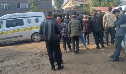 HASKÖY'DE AİLE İÇİ ARAZİ ANLAŞMAZLIĞI KANLI BİTTİ: 1 ÖLÜ, 4 YARALI!