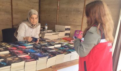 Kitap Fuarında Kadına Yönelik Şiddete Karşı Farkındalık Çalışması