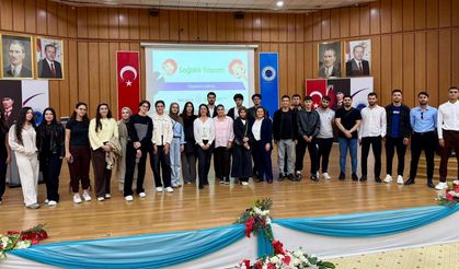 Üniversiteli gençlere alkol bağımlılığı eğitimi