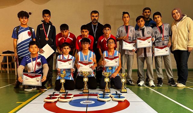 Floor Curling’in yıldızı belli oldu