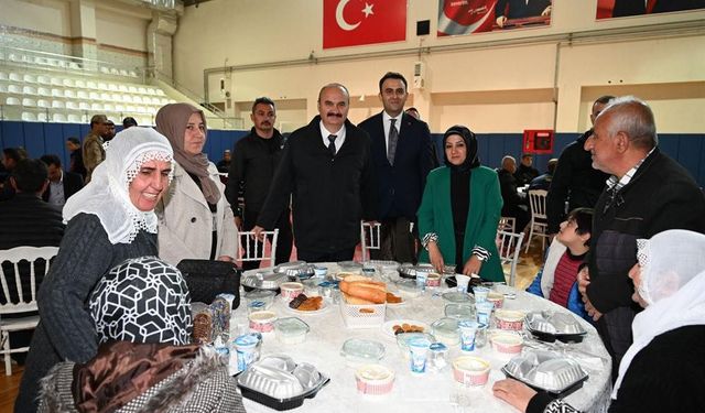 Vali Canalp, Hasankeyf’te İftar Programına Katıldı