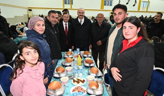 Vali Kozluk’ta iftar açtı
