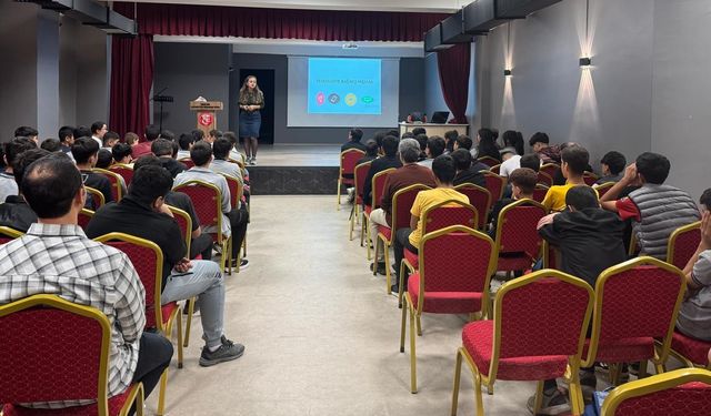Erbakan Lisesi’nde Teknoloji Bağımlılığı ve Stresle Mücadele Eğitimi
