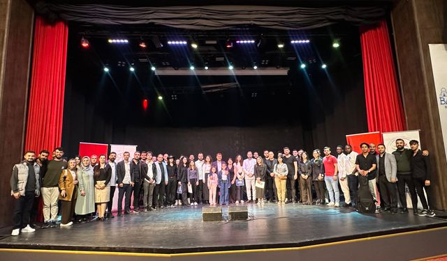ÜNİVERSİTE ÖĞRENCİLERİNDEN BİR BAŞARI DAHA